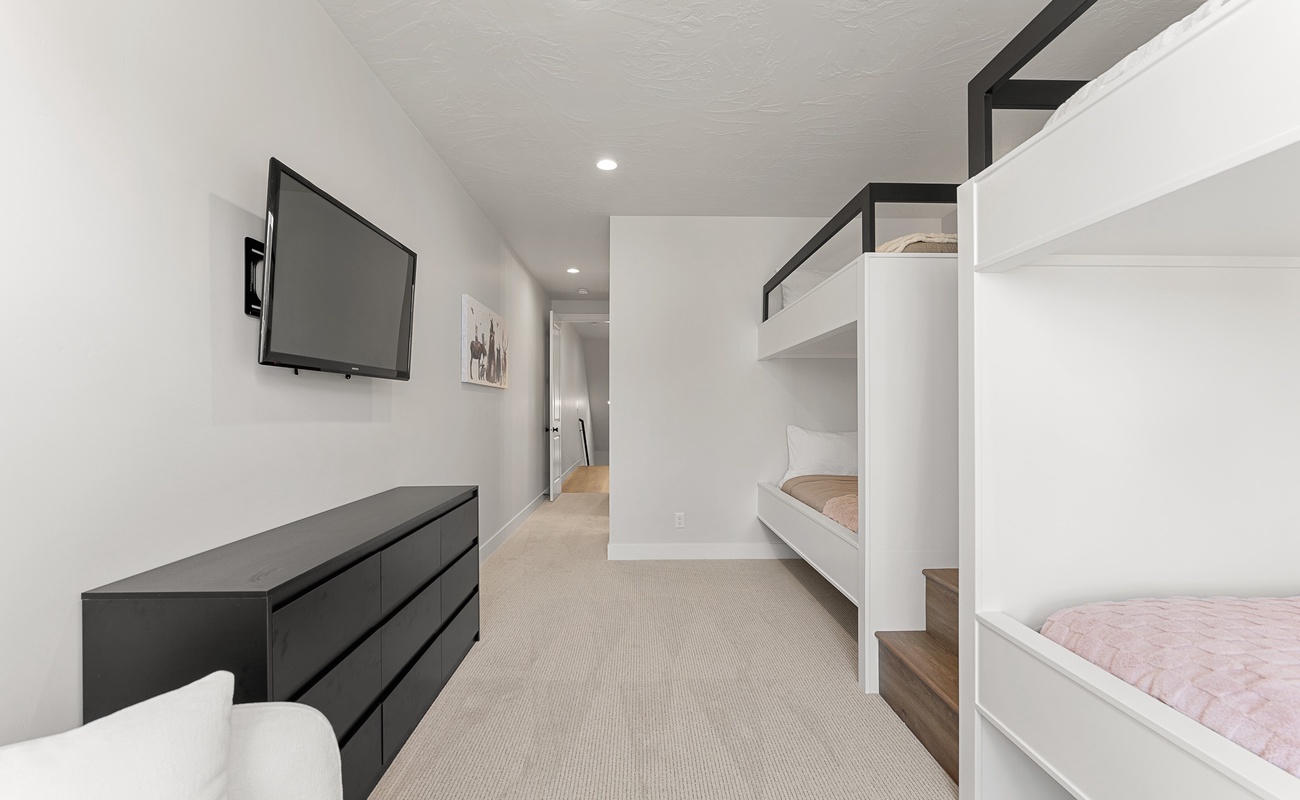 2 Double / Double Build in Bunks