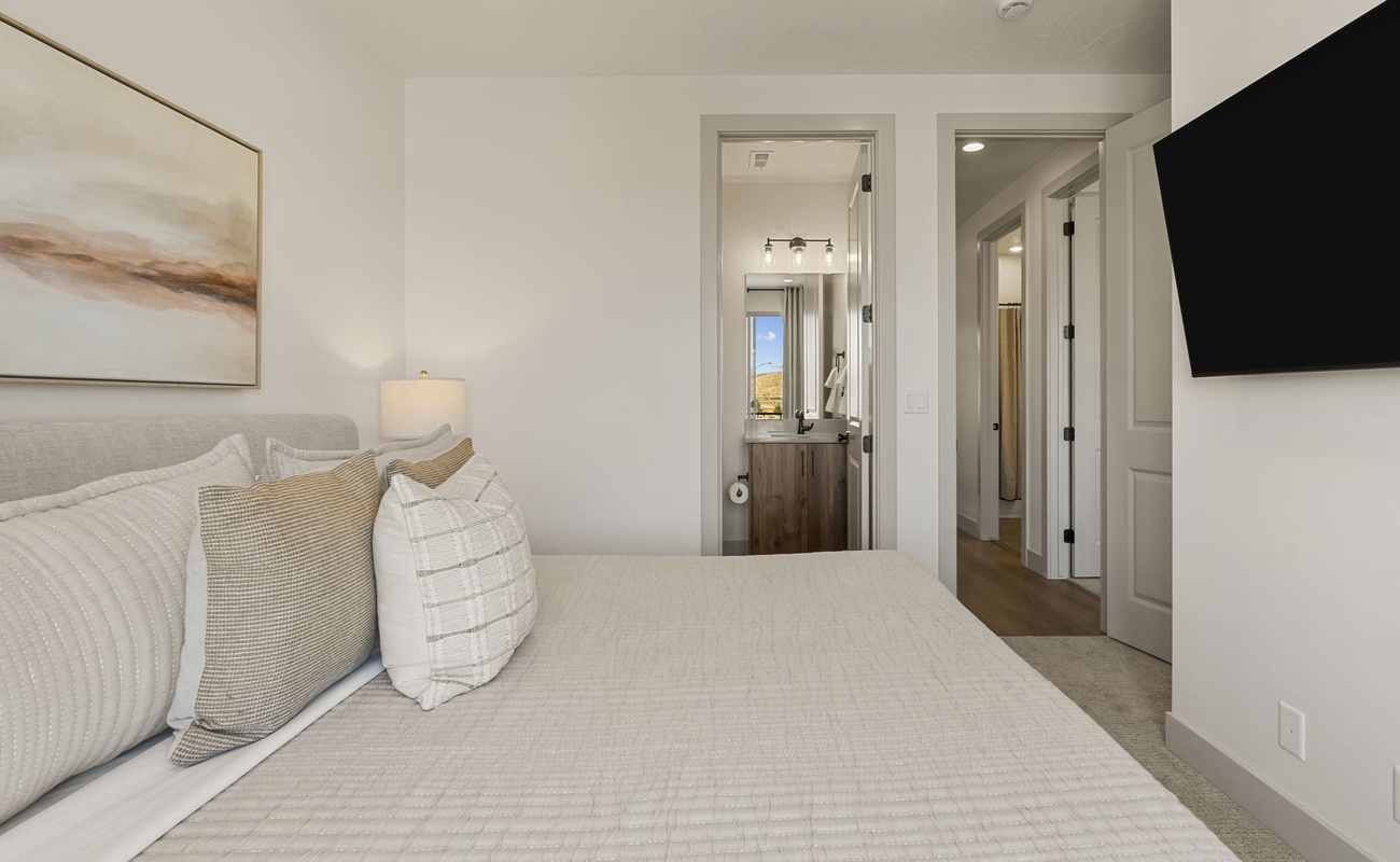 King Bedroom