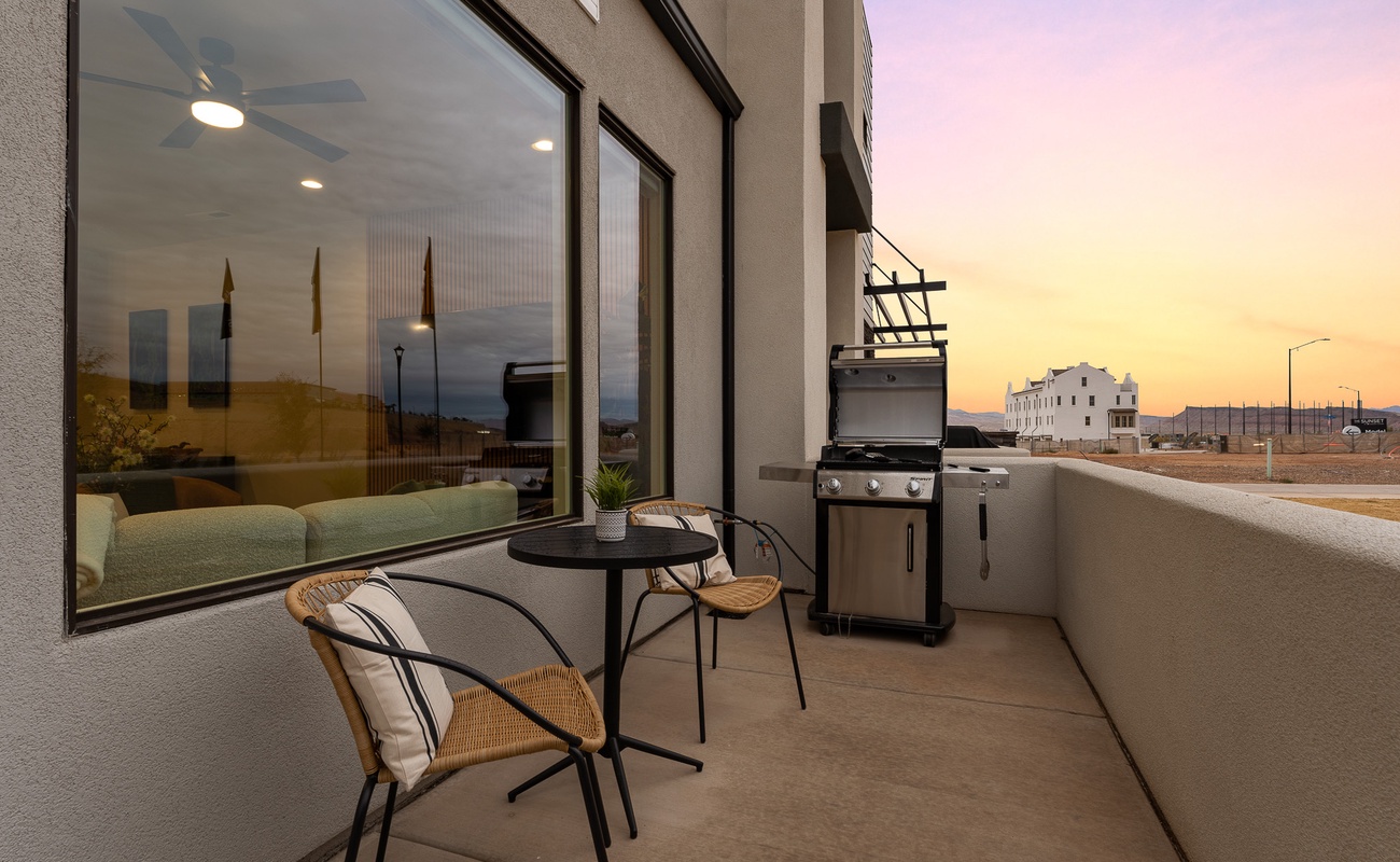 Front Patio with Grill