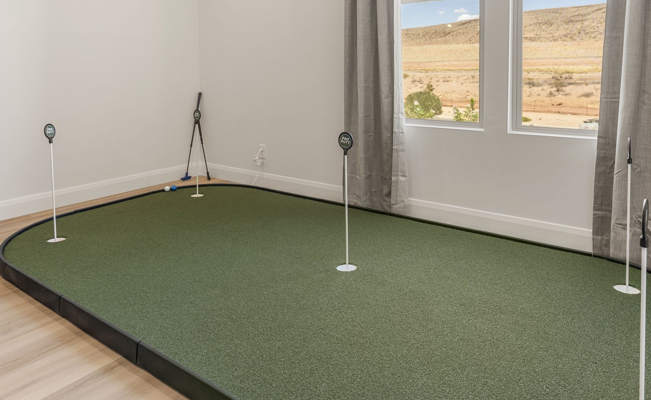Indoor Putting Green