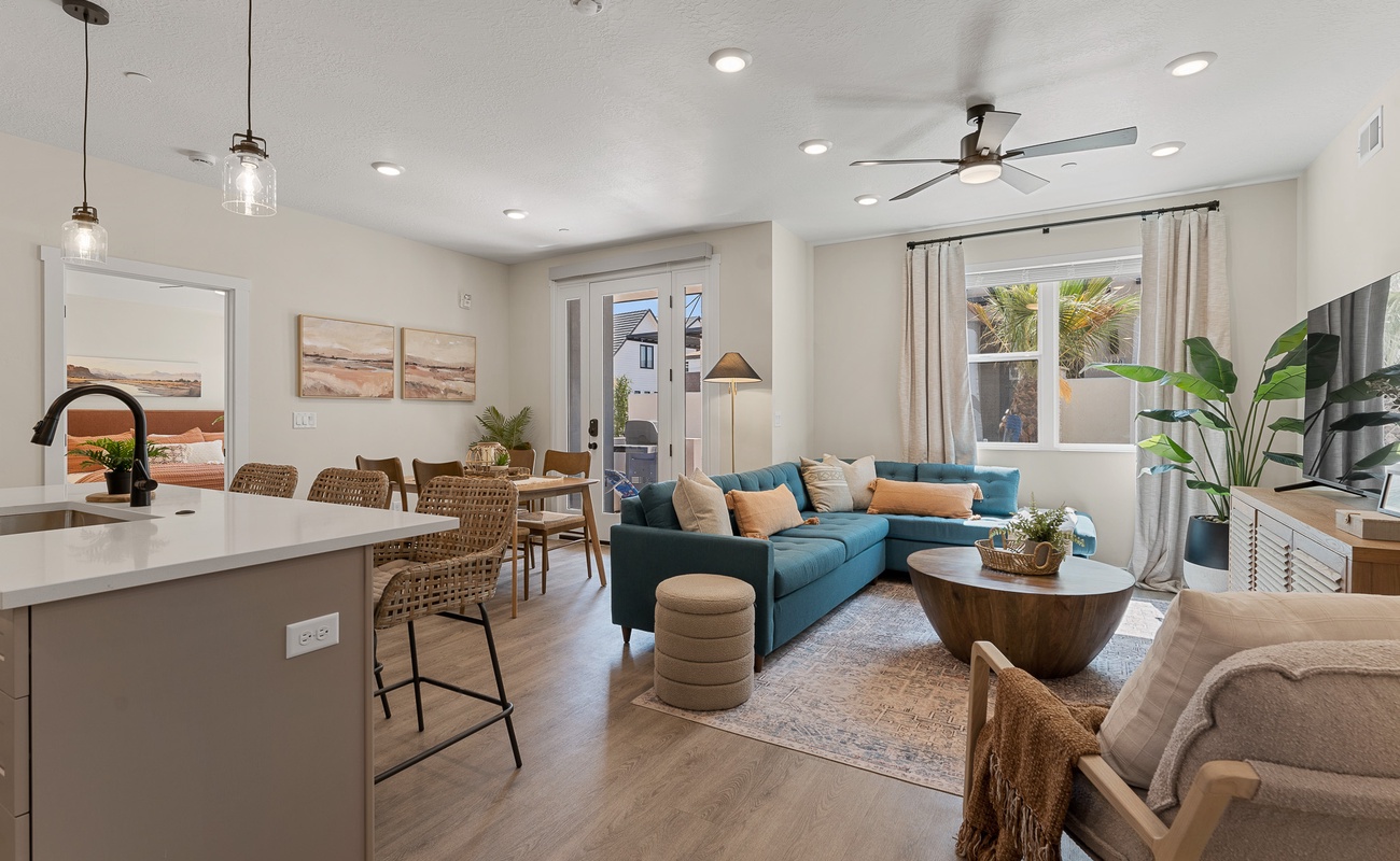 Deja Blue at Desert Color