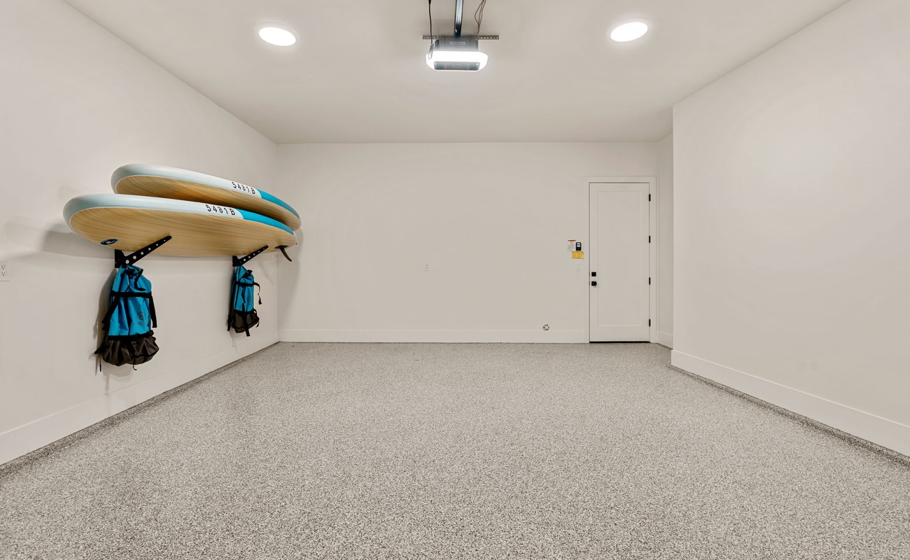 Unit B - Garage