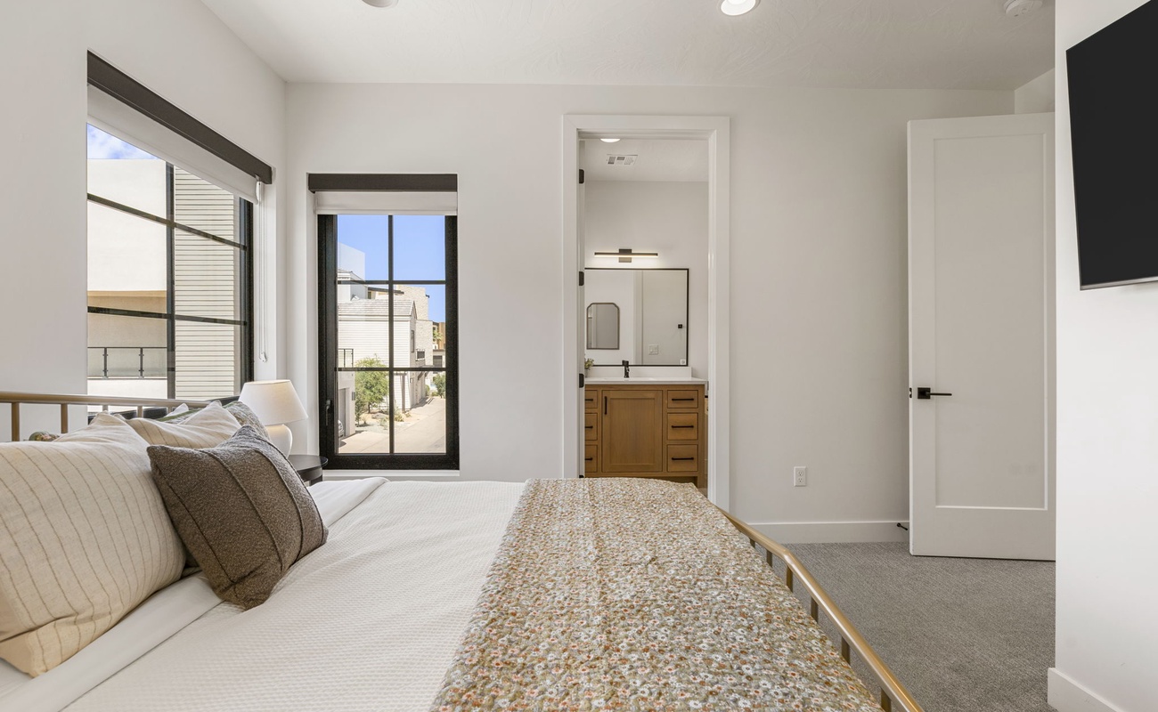King Bedroom