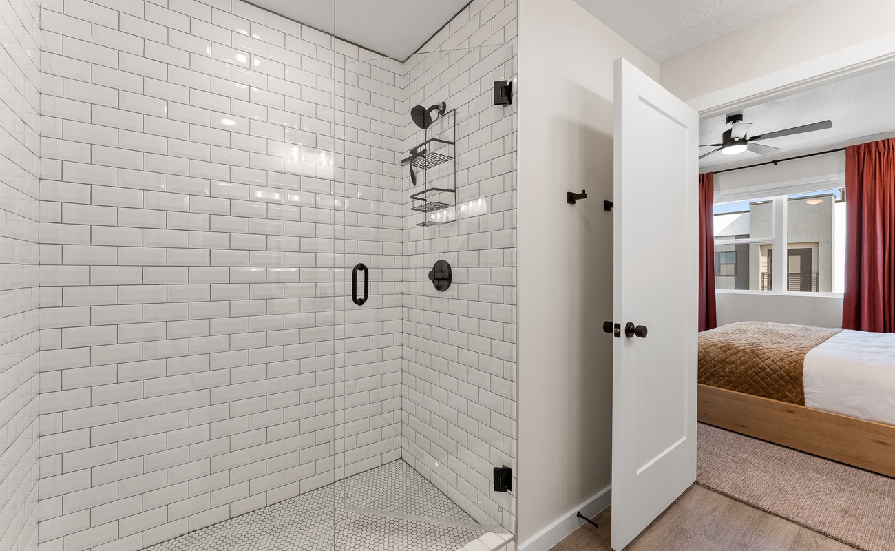 Ensuite Shower