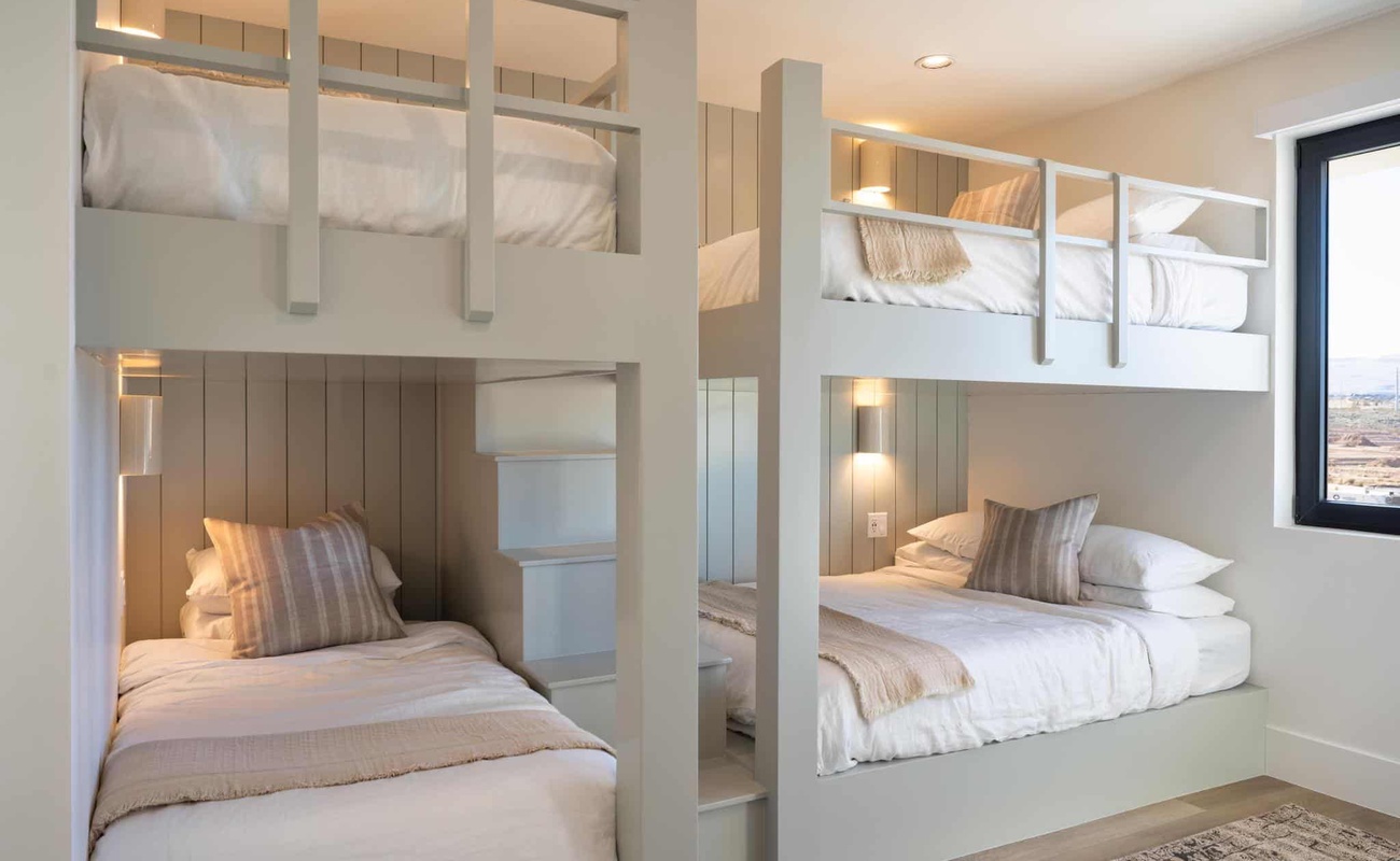 1 Twin/Twin Bunk and 1 Queen/Queen Bunk