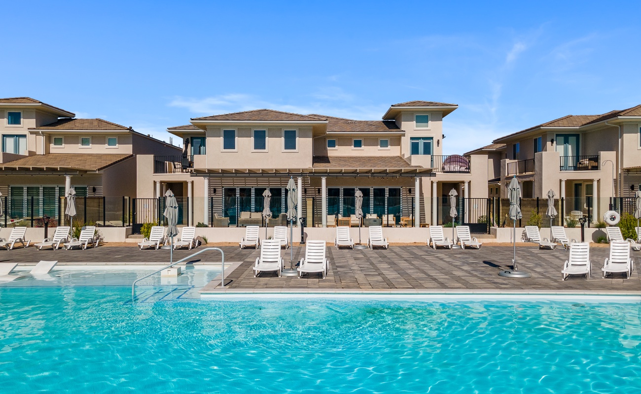 Persian Palms Private Lagoon Access