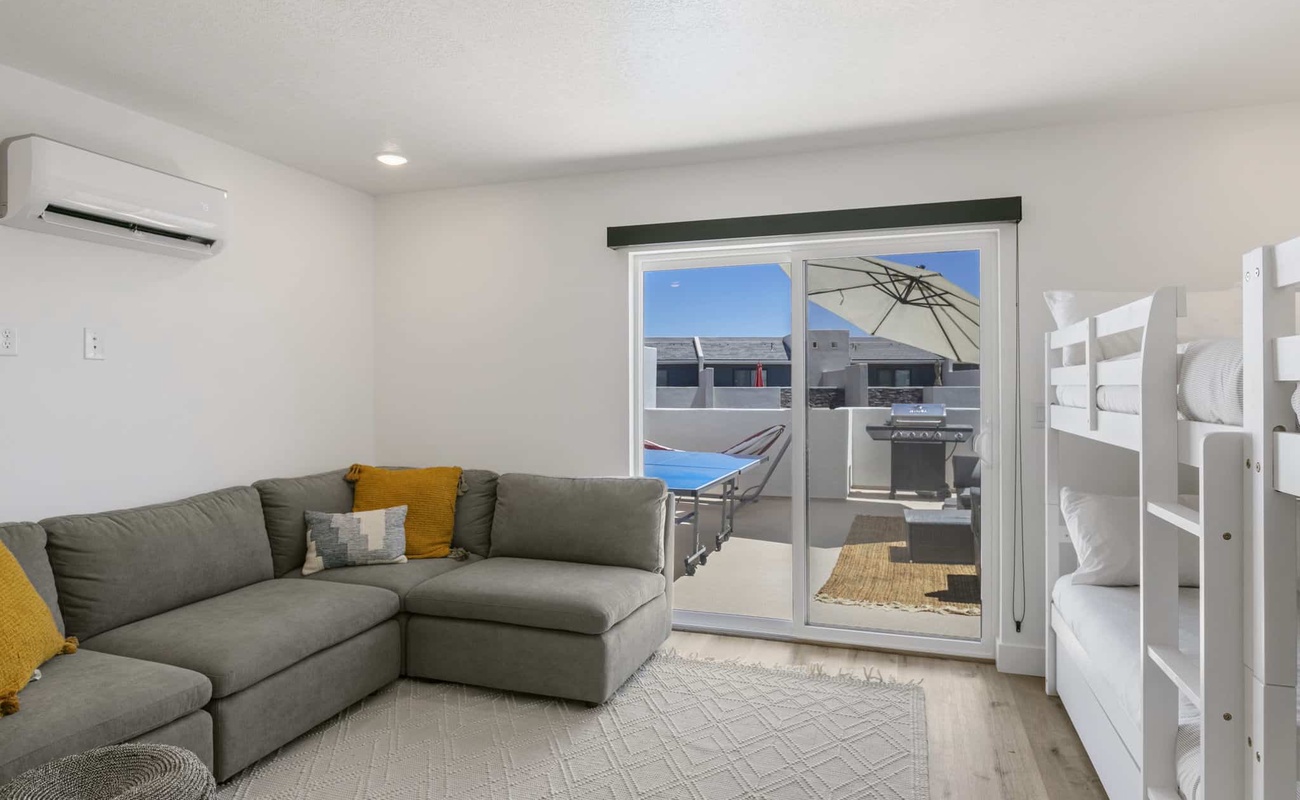 3rd Floor Common Area