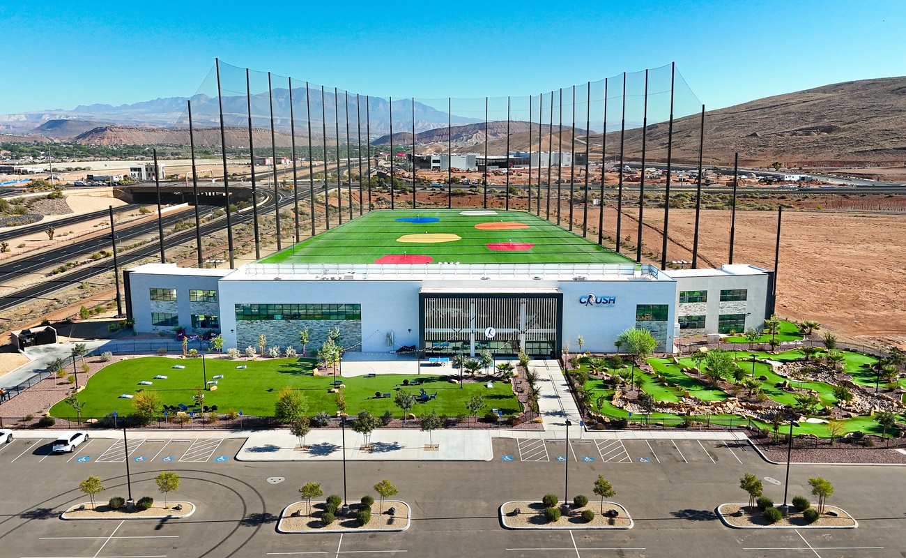 Enjoy Discounts with Crush Golf + Grill During Your Visit