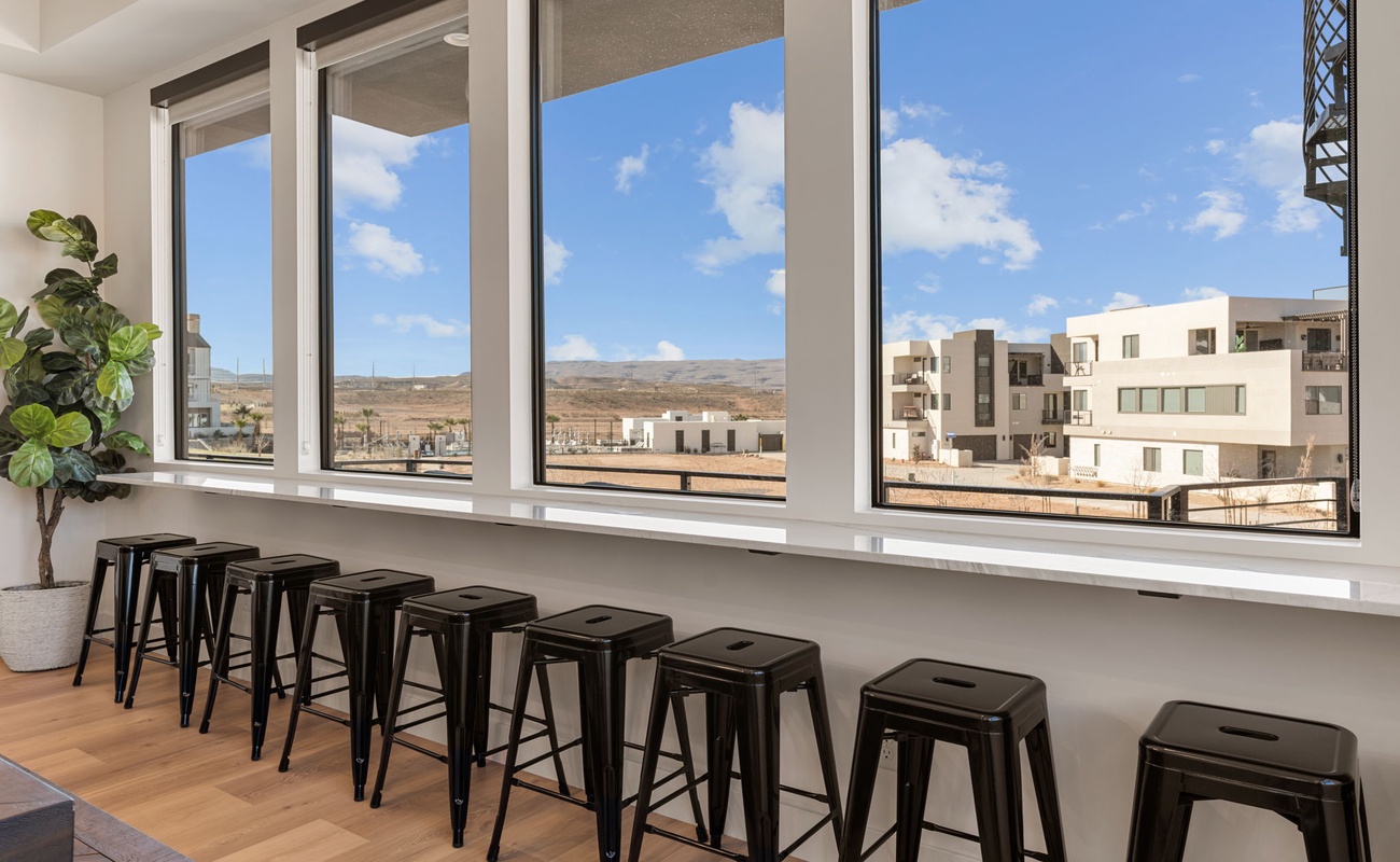 Extra Counter Seating