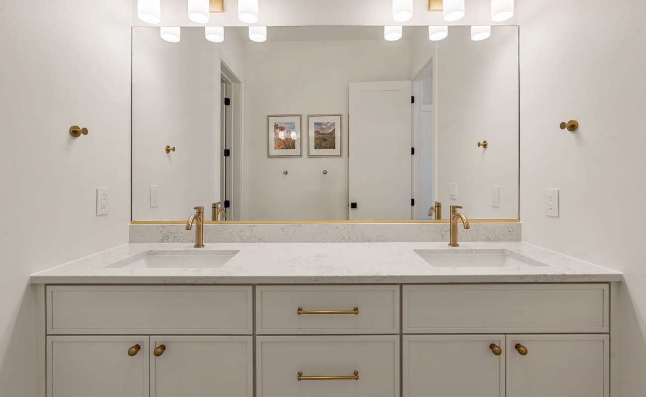 Unit A - Bathroom