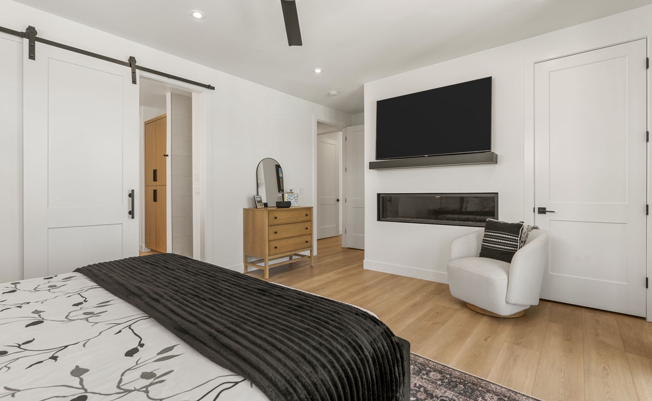 King Bedroom