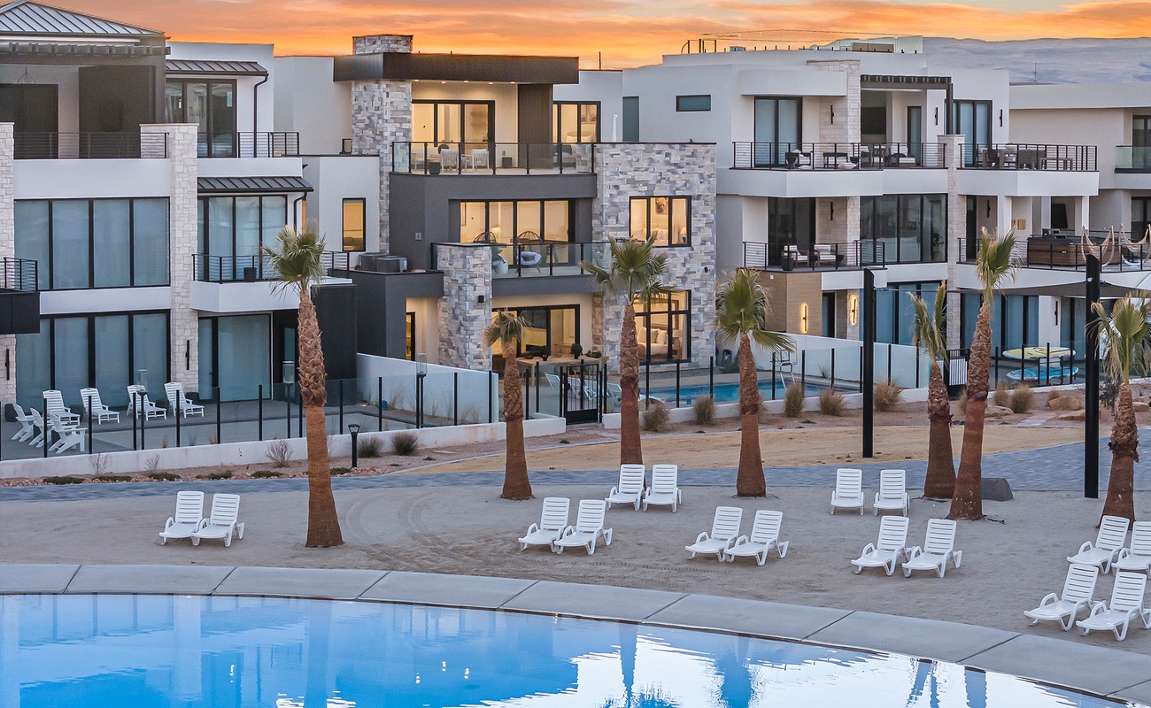Private Pool and Hot Tub with Lagoon Front Beach Access