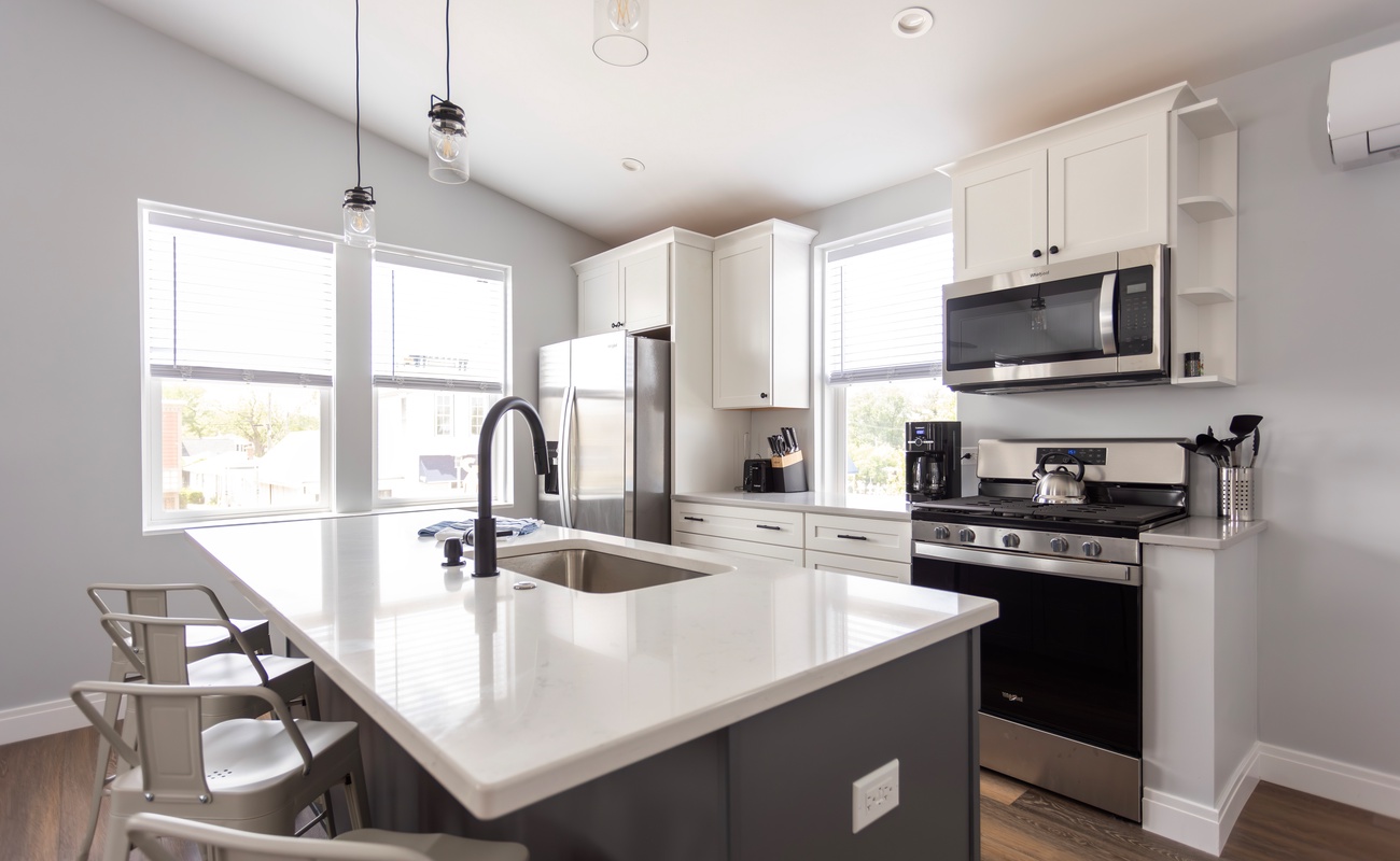 Open kitchen overlooking the main St.