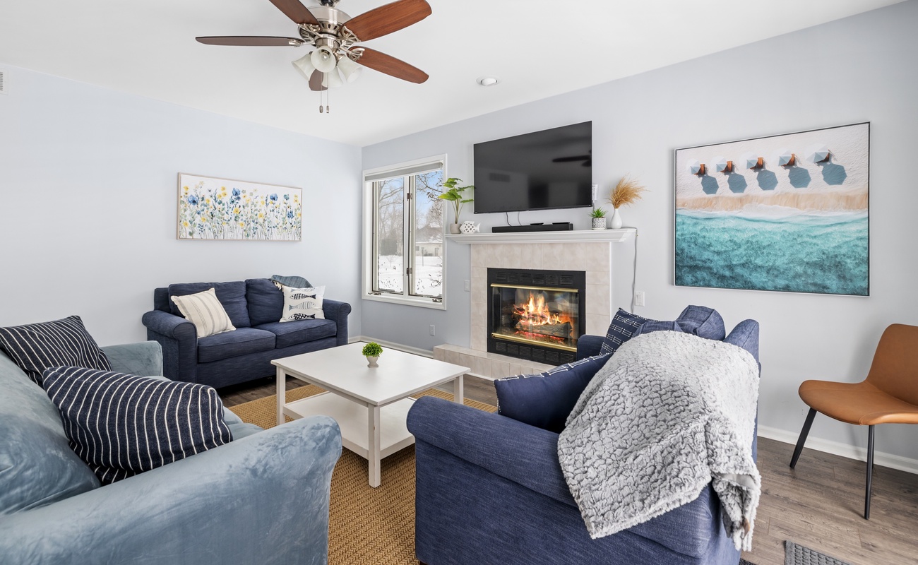 Family room space with TV off the kitchen