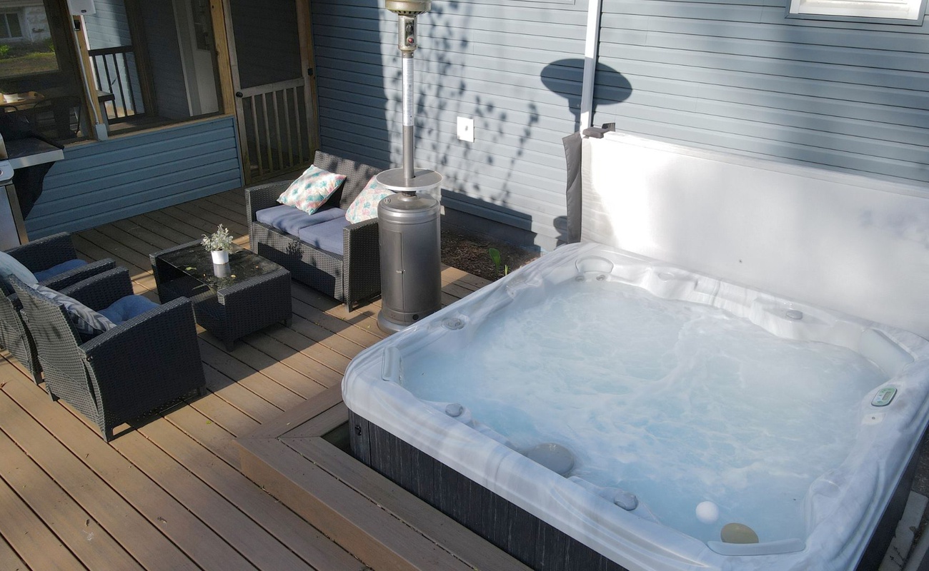 Sparkling clean hot tub on the deck of this Union Pier Vacation home