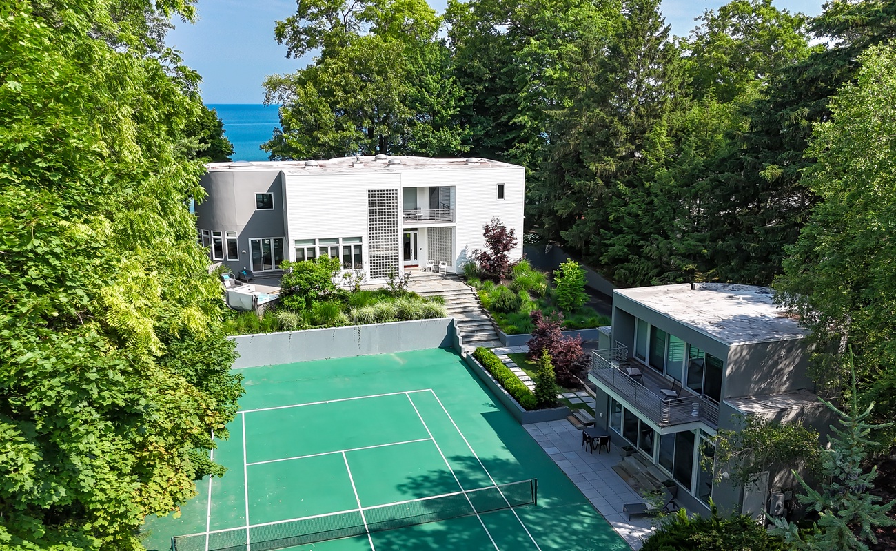 Pickleball or tennis...your choice!