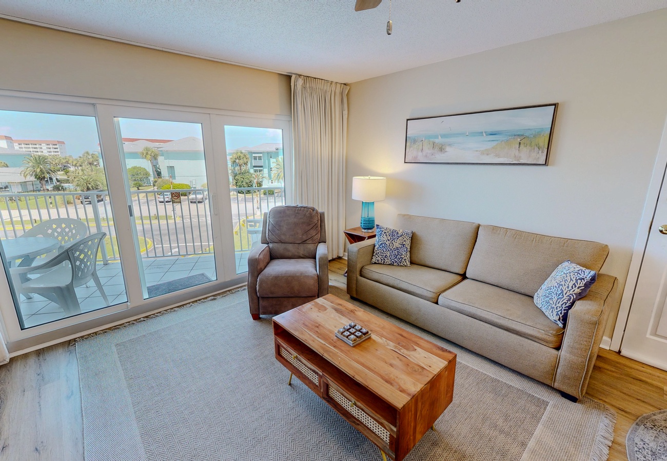 SeaCrest 315B Photo