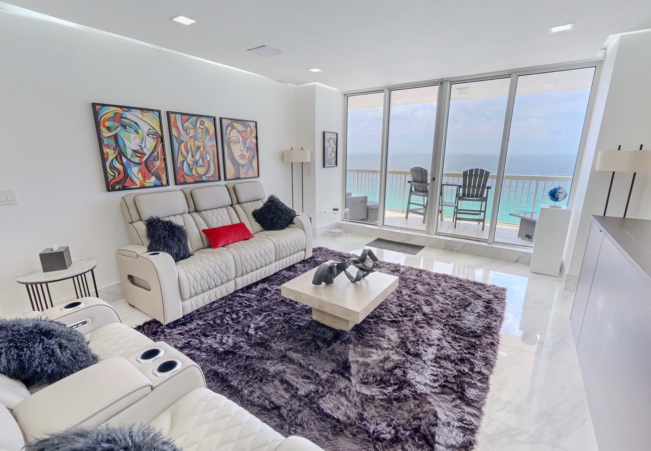 Silver Beach 1605E Photo