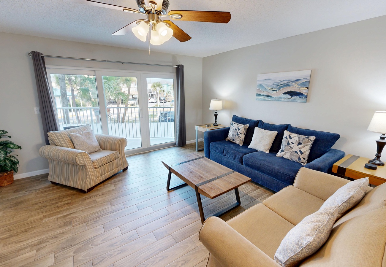 SeaCrest 204 Photo