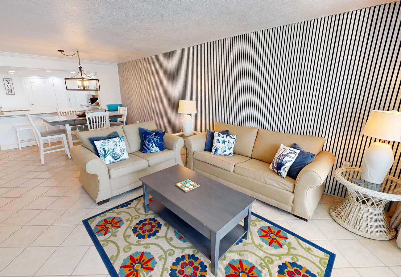 Shoreline Towers 2085 Photo