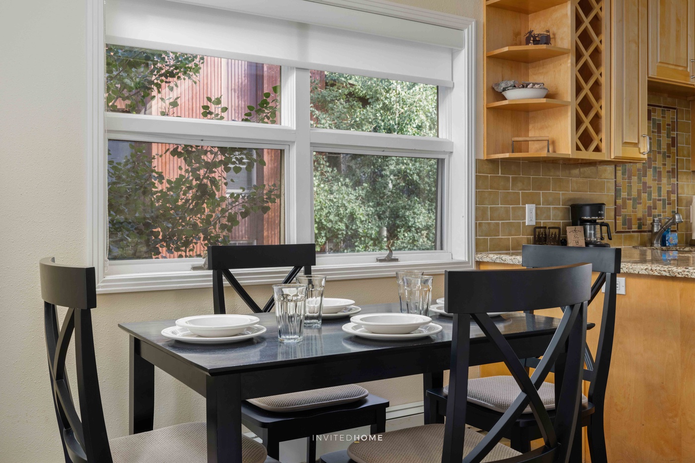 Dining Room - Summer