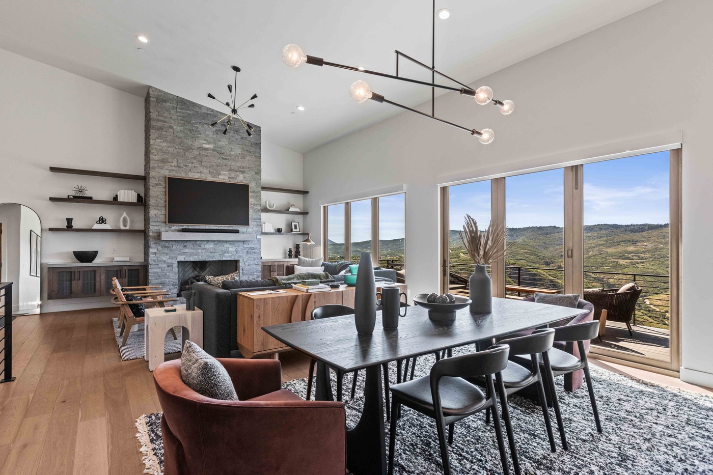 Dining Room - Summer