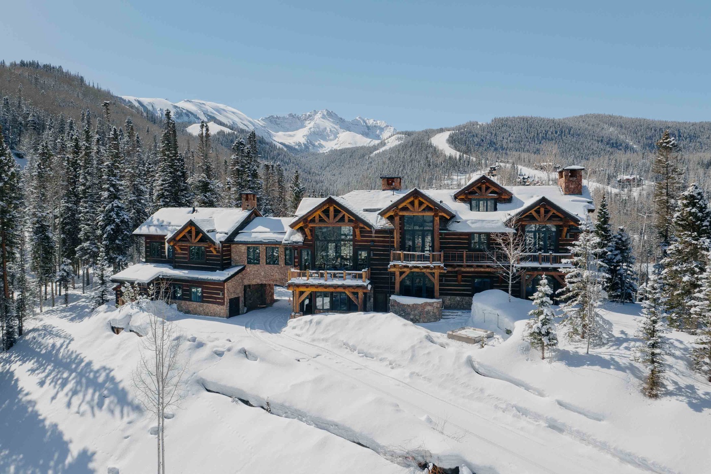 Exterior - Winter