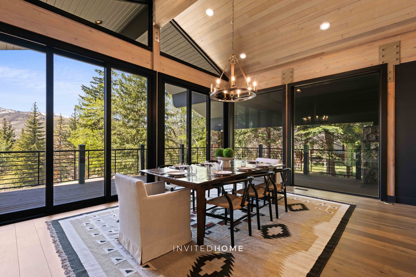 Dining Room - Summer