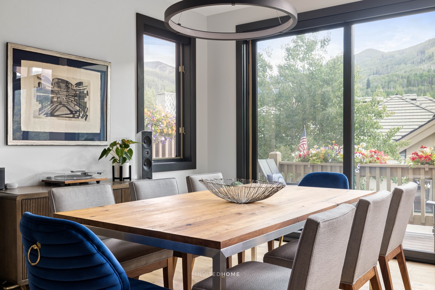 Dining Room - Summer