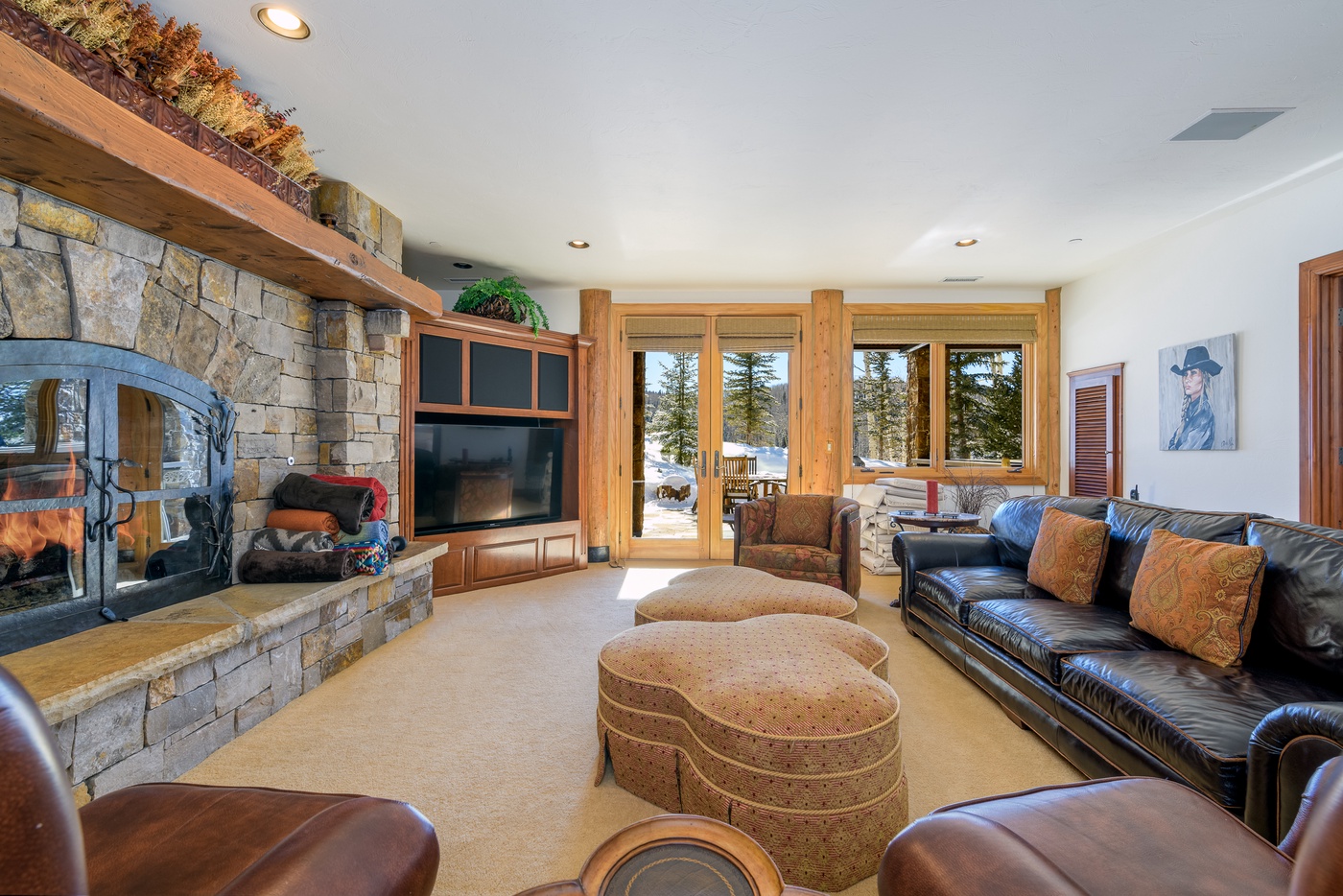Lower Lounge - Winter
