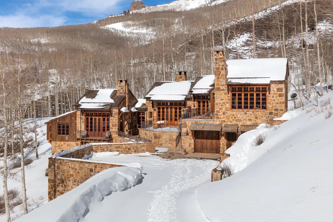 Exterior - Winter