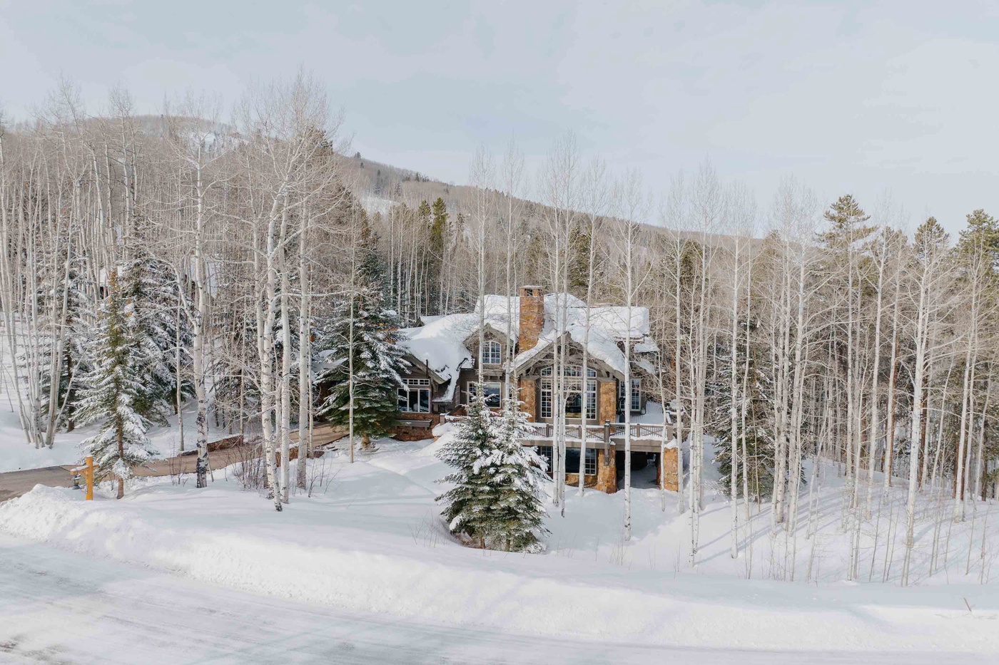 Ski Access Via Owners Way - Winter