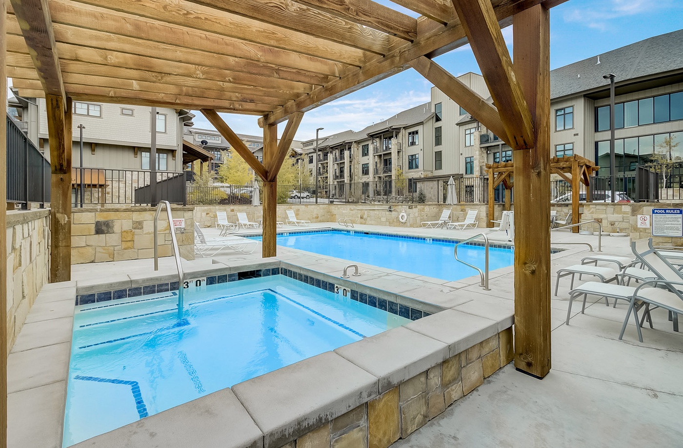 Clubhouse Pool and Hot Tub