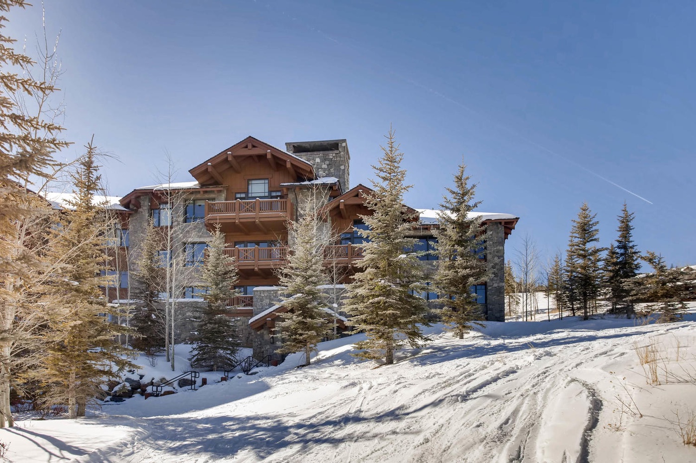 Exterior - Winter