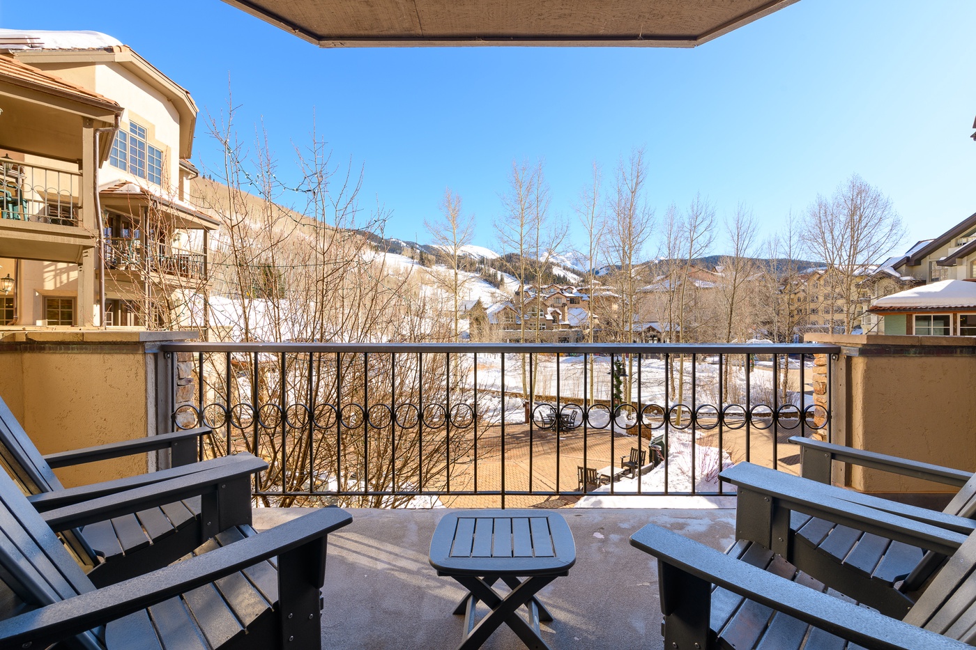 Exterior - Winter