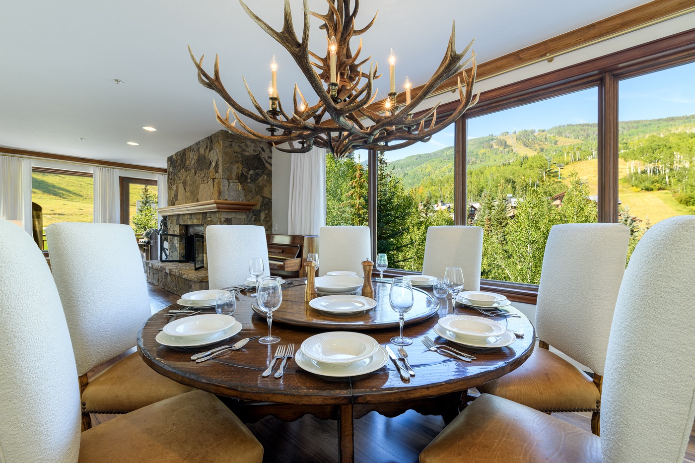 Dining Room - Summer