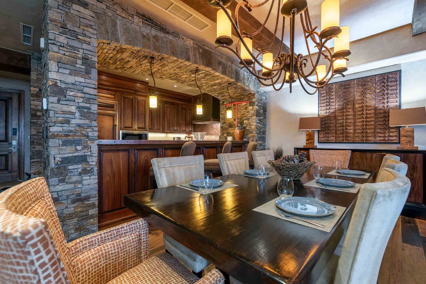 Dining Room - Summer