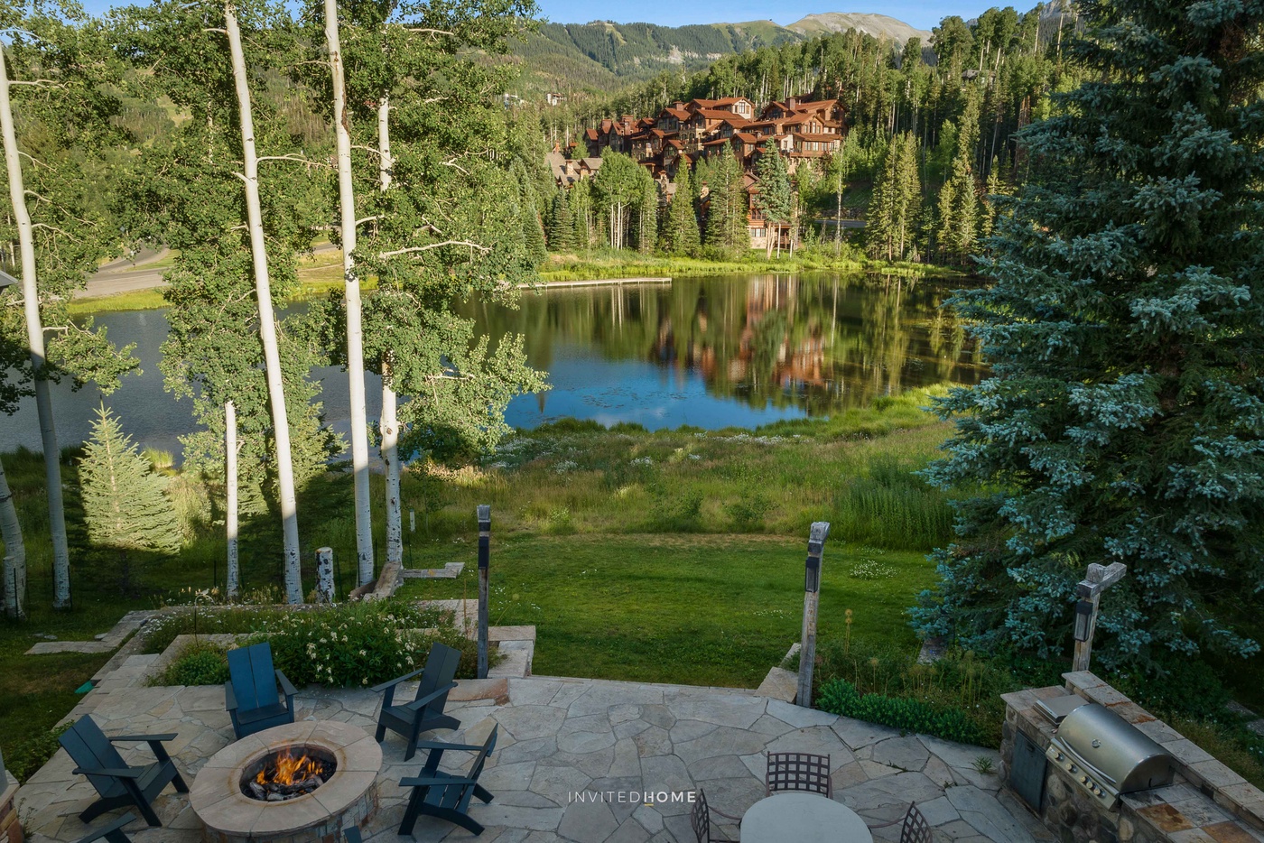 Aspen Grove Chalet at Elk Lake