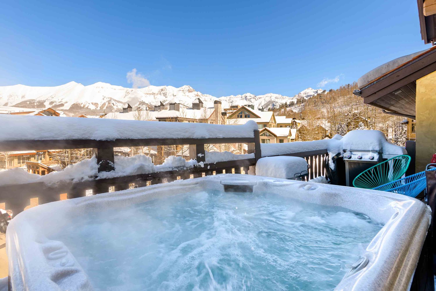 Hot Tub - Winter