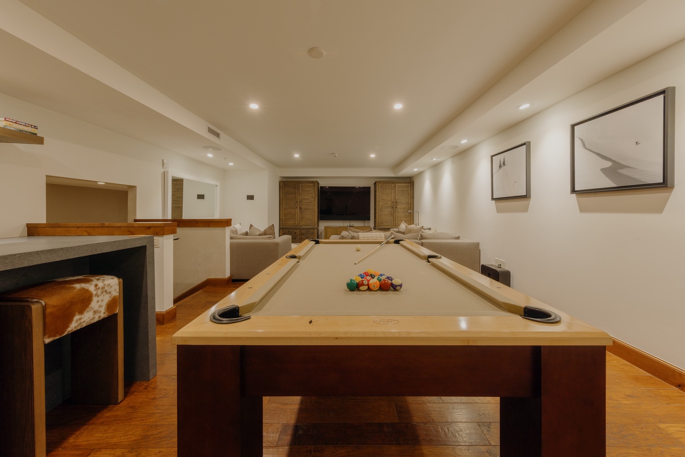 Den / Game Room - Winter