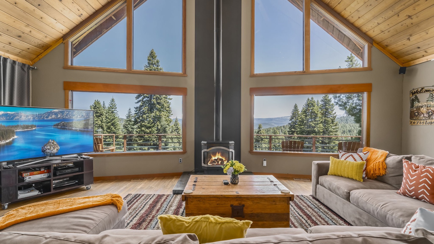 Living Room View: Falcon's Eye View Retreat