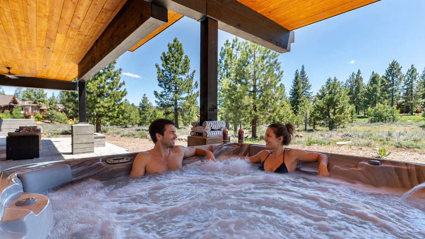 Alpine Greenside Hot Tub