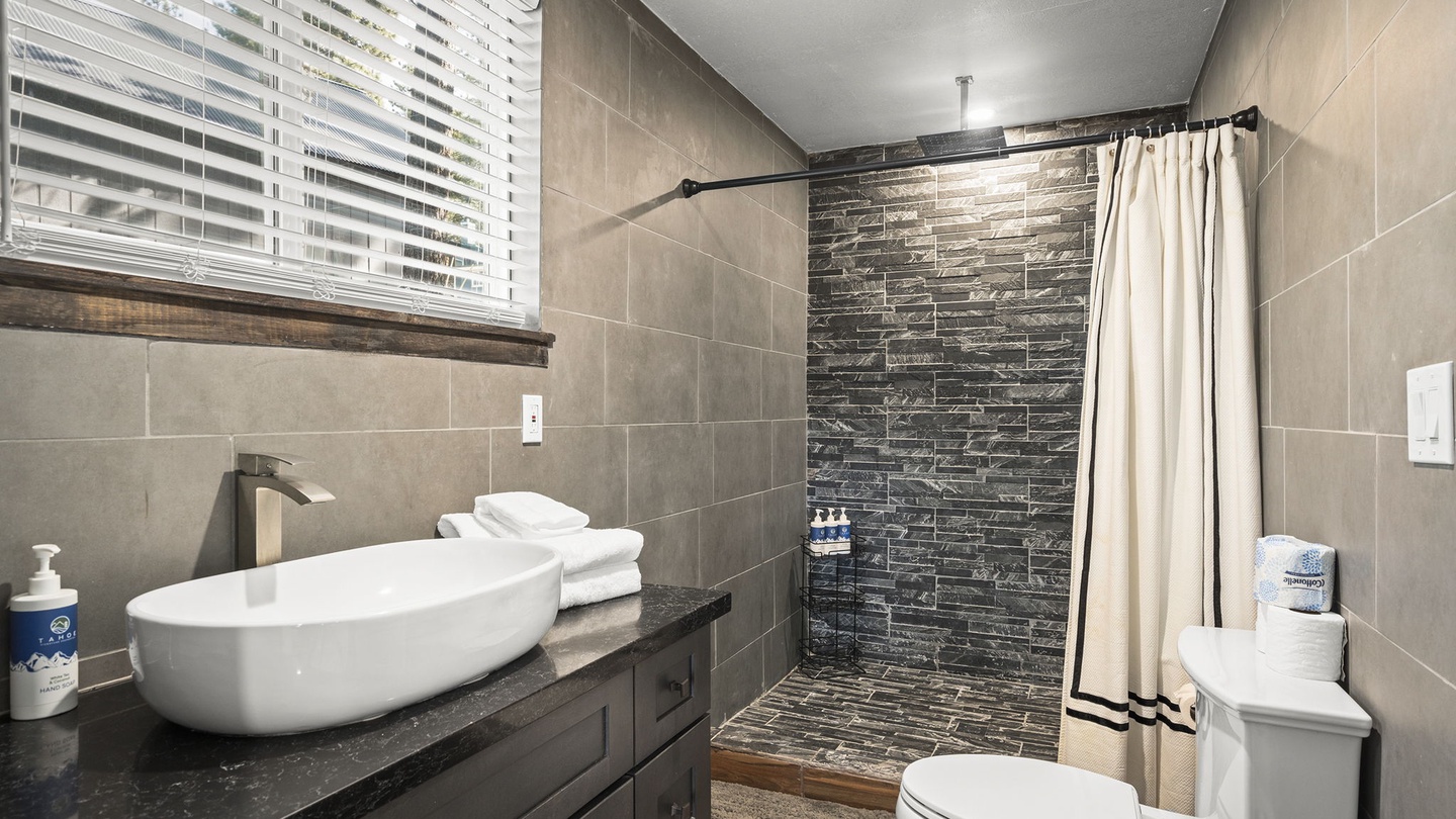 Full Shared Bath Tahoe Blue Haus