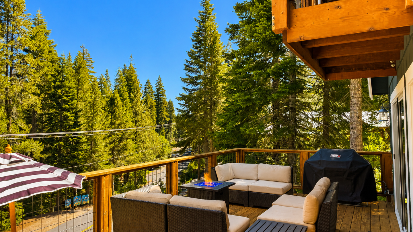 Deck Overlooking Donner Lake