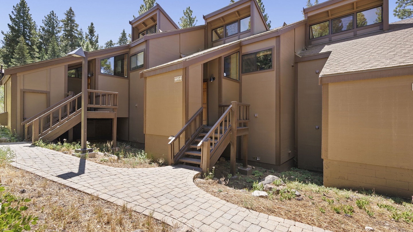 Path to the Condo: Bear Den at Northstar