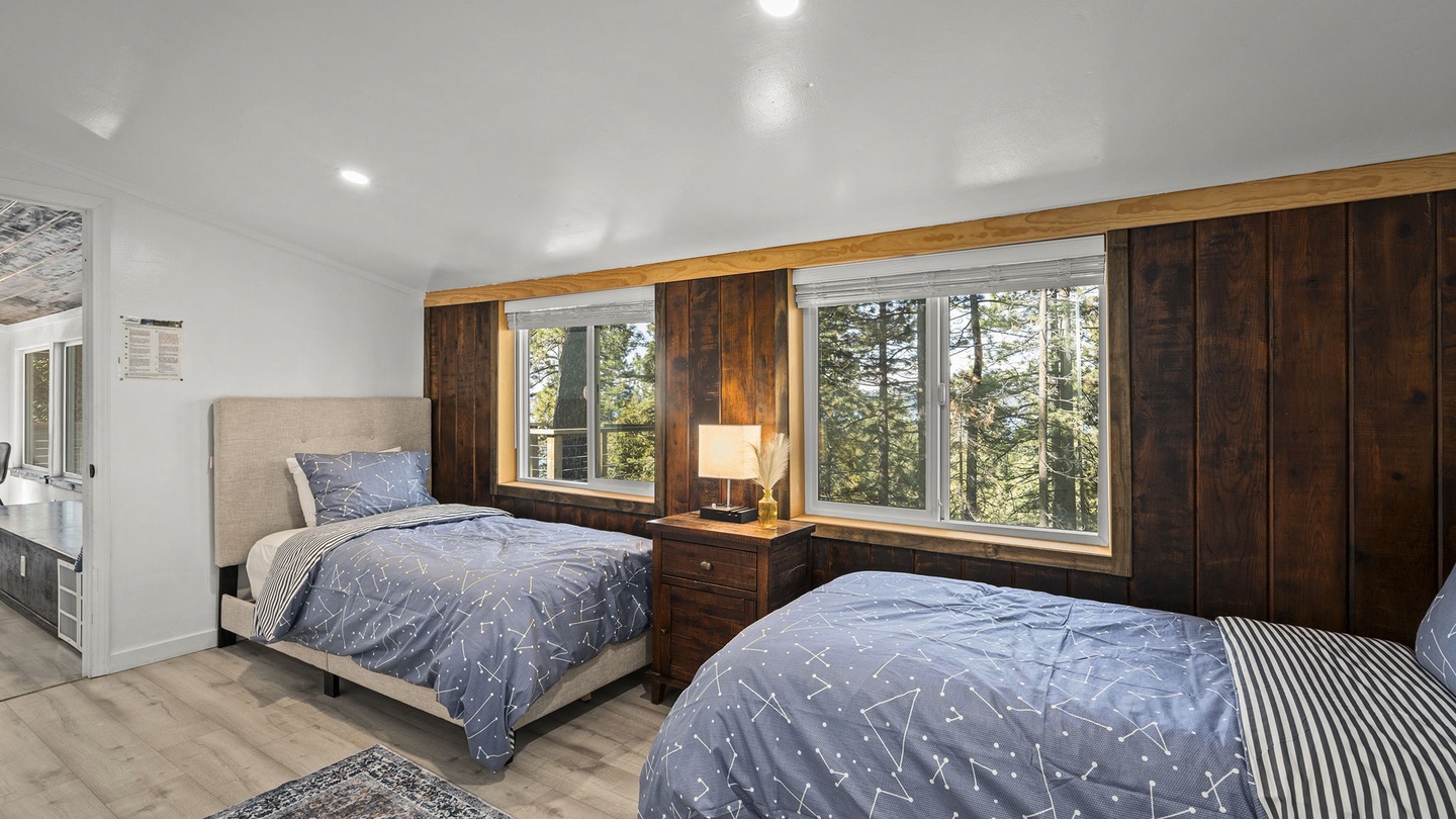 Twin Bedroom Tahoe Blue Haus