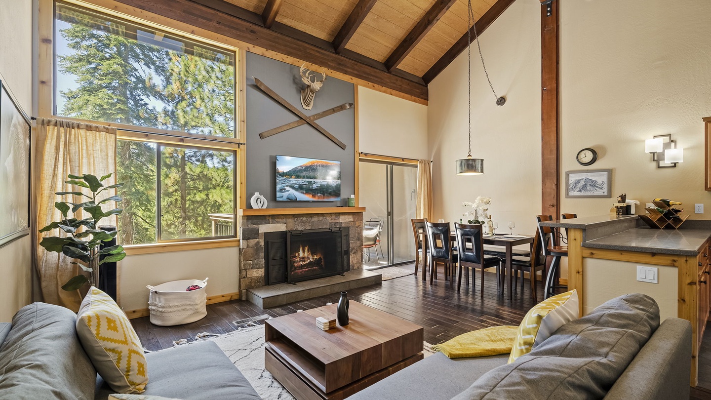 Living Room: Bear Den at Northstar