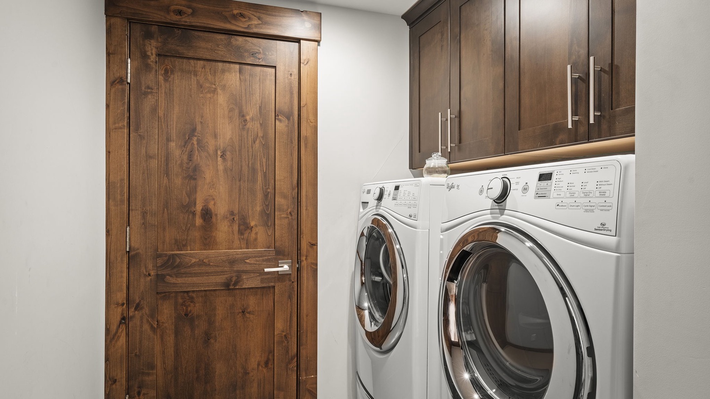 Laundry Room Stellar's Nest