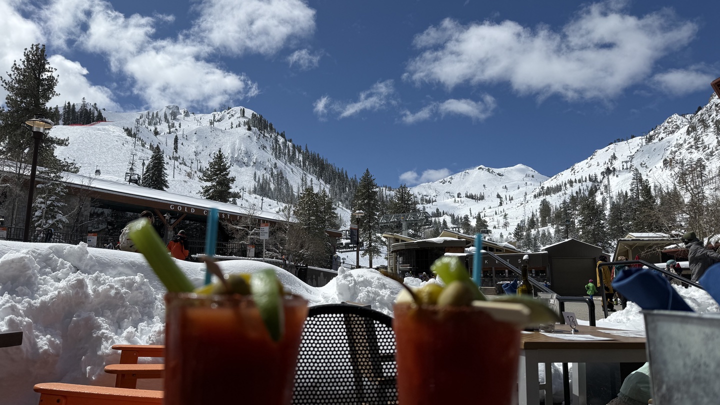 Apre Ski Fun at Palisades