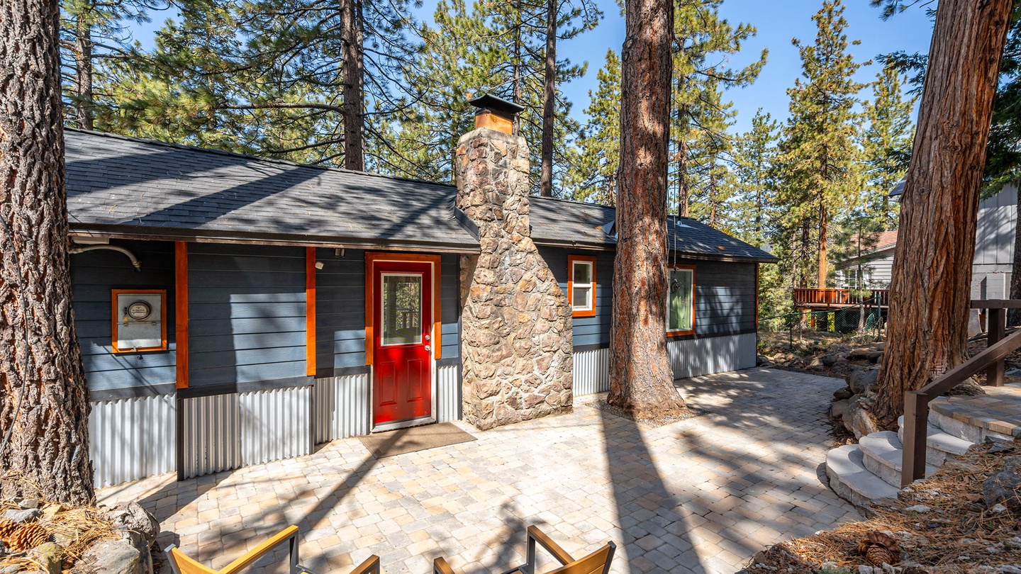 Front of Tahoe Blue Haus